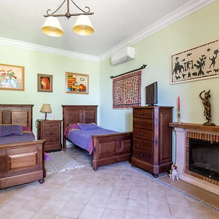 Edomus Luxury Villa *
